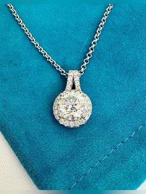 2CT Moissanite Halo Pendant Necklace 925 Silver 18” Chain VVS D